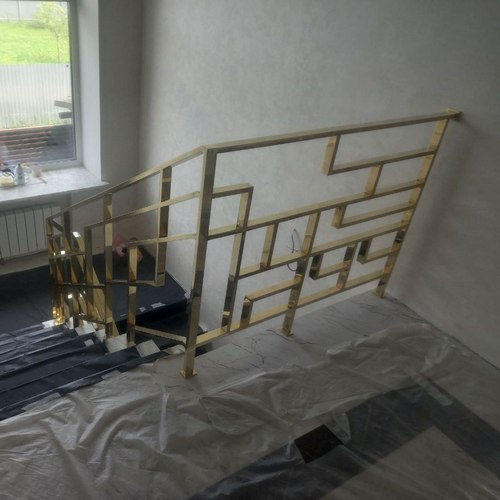 из латуни